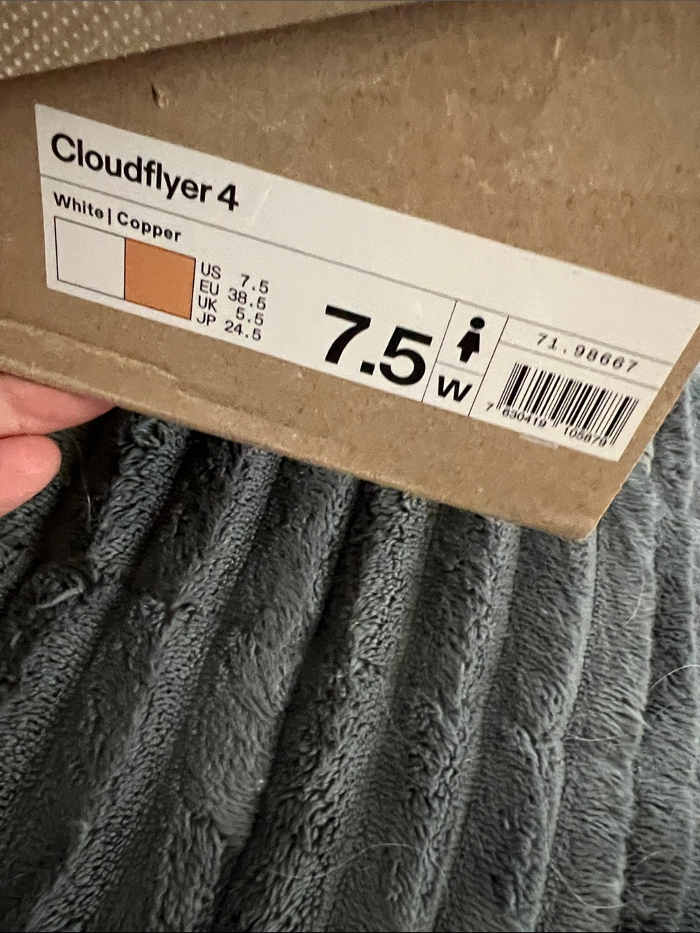 On Running Cloudflyer 4 White Copper Women’s Size 7.5 NWT Stability Shoes Rare - Picture 9 of 12